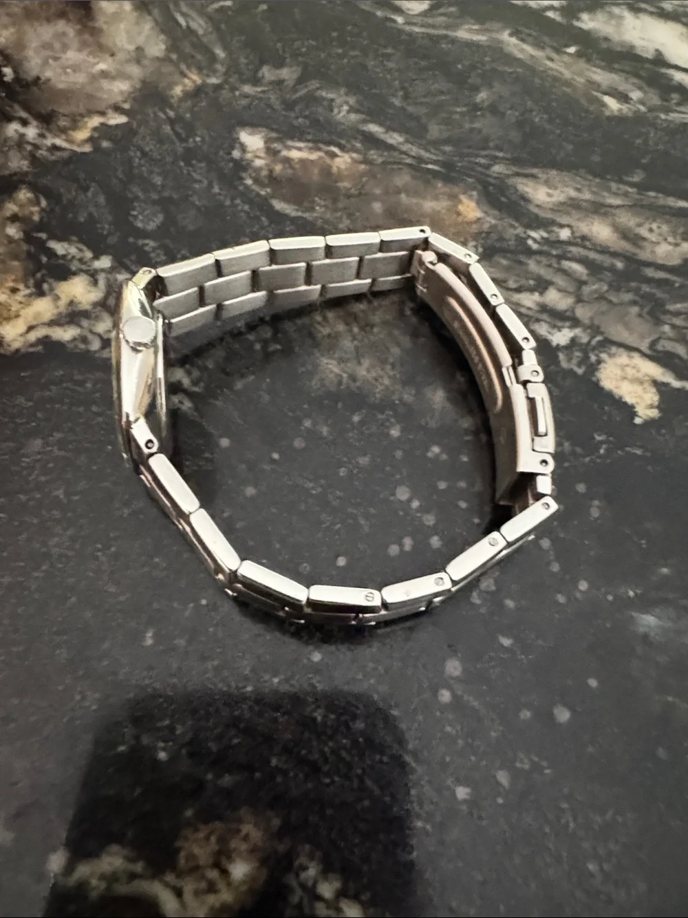 Kenneth Cole Silver-Tone Women's Link Bracelet Watch
